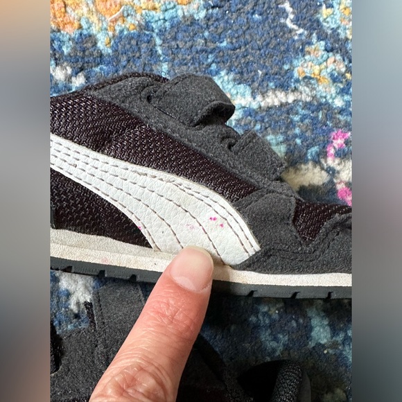 PUMA toddler sz 8 patent edge sneaker - Picture 12 of 17